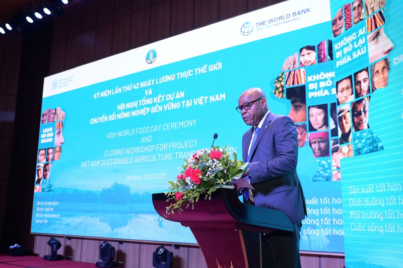 Ông Rémi Nono Womdim - Trưởng Đại diện FAO tại Việt Nam phát biểu tại Lễ kỷ niệm.
