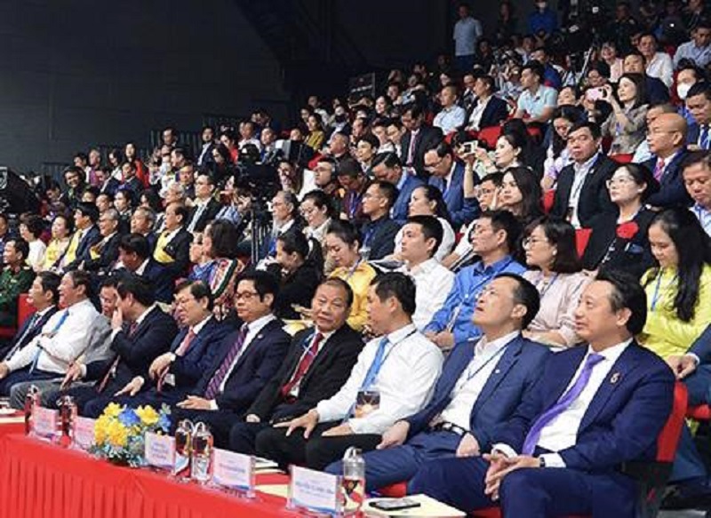 Cộng đồng doanh nhân tại lễ trao tặng danh hiệu.
