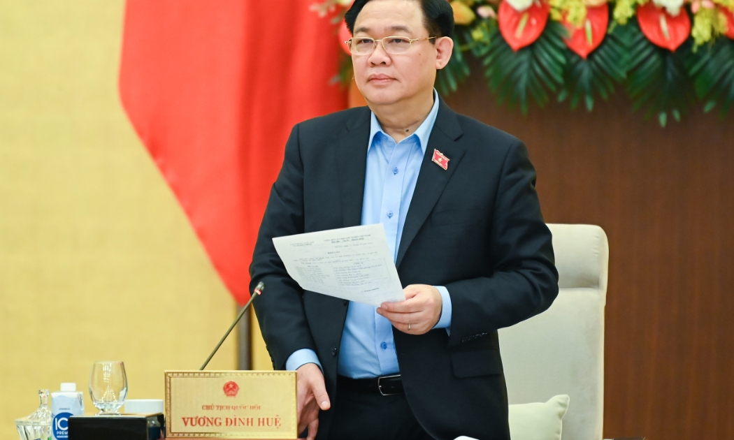 Chủ tịch Quốc hội Vương Đình Huệ phát biểu tại phiên họp. Ảnh - Quochoi.vn. 