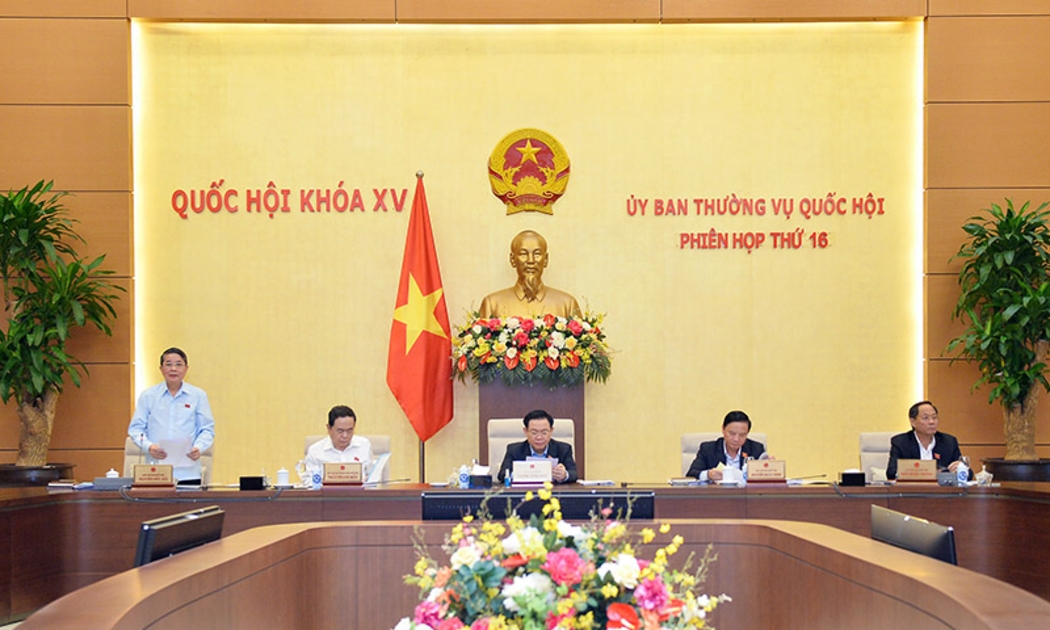 Phó Chủ tịch Quốc hội Nguyễn Đức Hải điều hành phiên họp