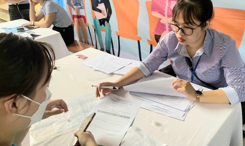 Tuyển dụng hơn 1.700 việc làm, lương từ 5 đến trên 10 triệu đồng