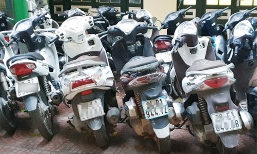 Lật tẩy đường dây vận chuyển 