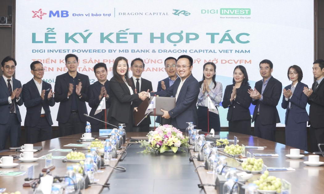 Lễ ký kết hợp tác giữa Digi Invest Powered by MBBank và Dragon Capital Việt Nam.