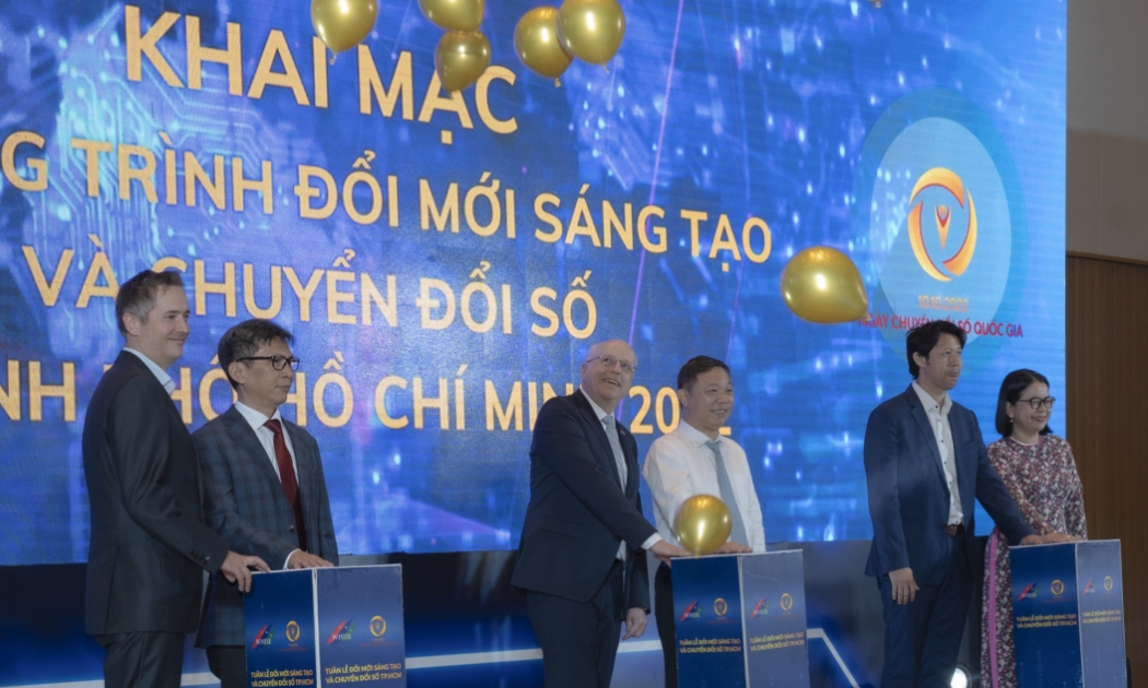 Sáng 13/10, khai mạc Tuần lễ Đổi mới sáng tạo và Chuyển đổi số TP.HCM (WHISE 2022) có chủ đề: “Chuyển đổi số - Động lực mới cho sự phát triển của Thành phố