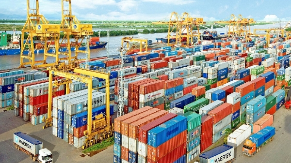 Xuất nhập khẩu đạt trên 557 tỷ USD, khu vực FDI tiếp tục giữ vai trò “nhạc trưởng”