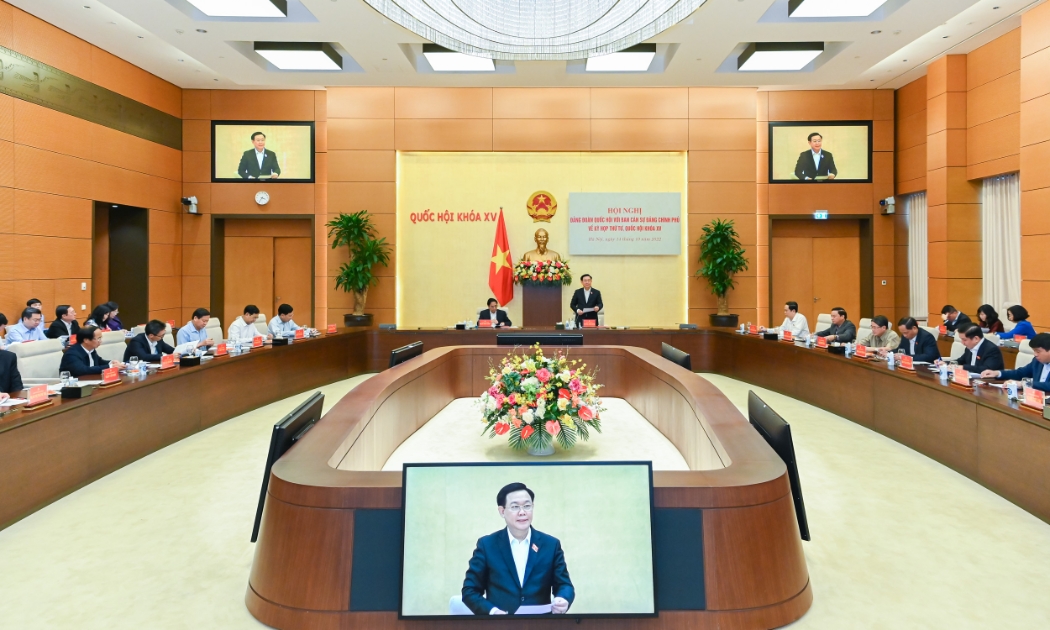 Toàn cảnh hội nghị.