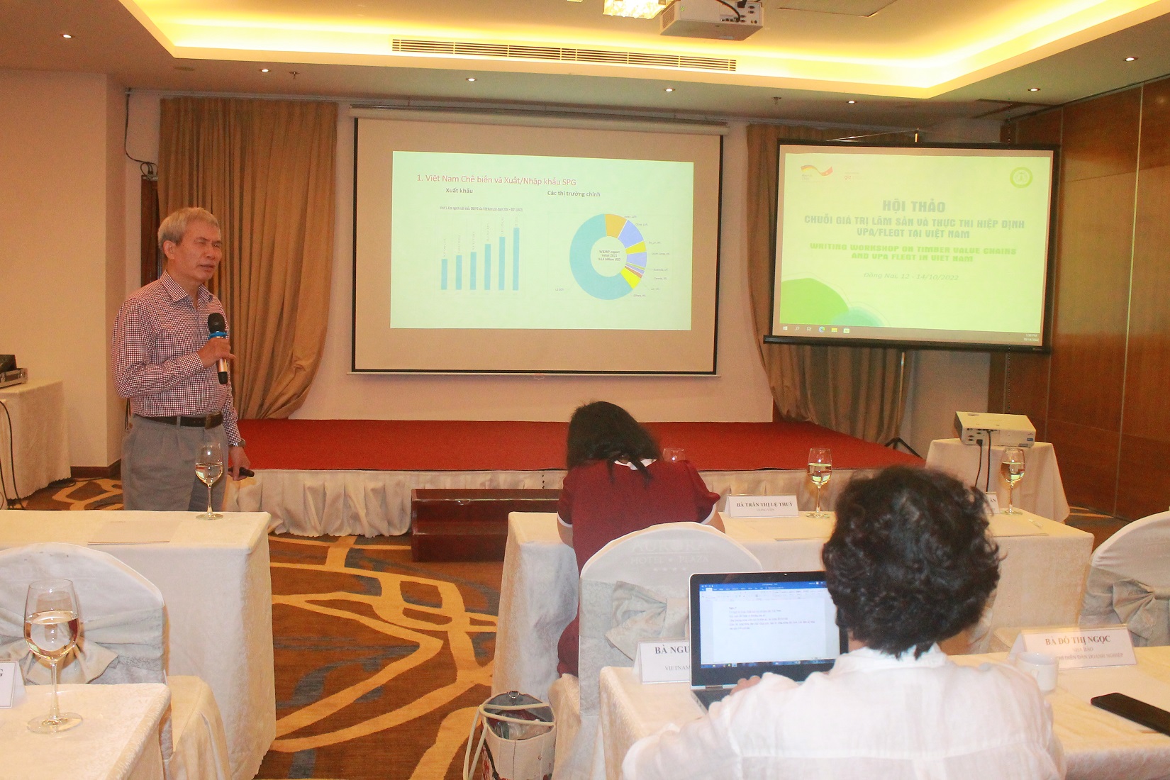 &Ocirc;ng Ng&ocirc; Sỹ Ho&agrave;i ph&aacute;t biểu tại hội thảo.