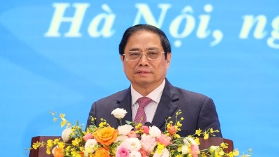 PM holds dialogue with women