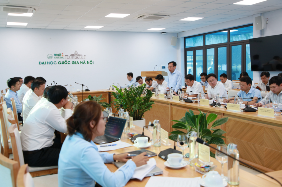 Quang cảnh hội nghị. Ảnh: VNU 