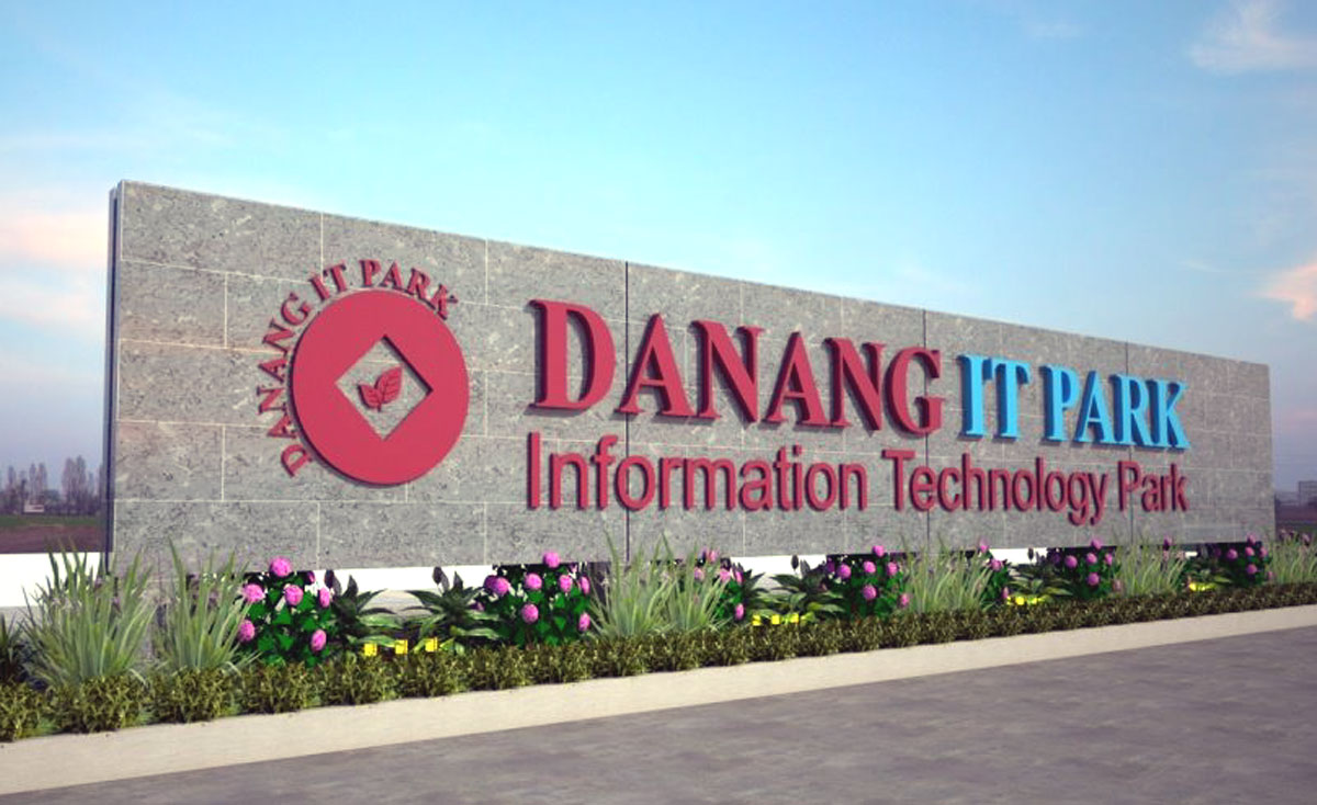Đà Nẵng là địa phương có nhiều khu Công nghệ cao, khu công nghệ thông tin tập trung, công viên phần mềm nhất trong khu vực miền Trung.