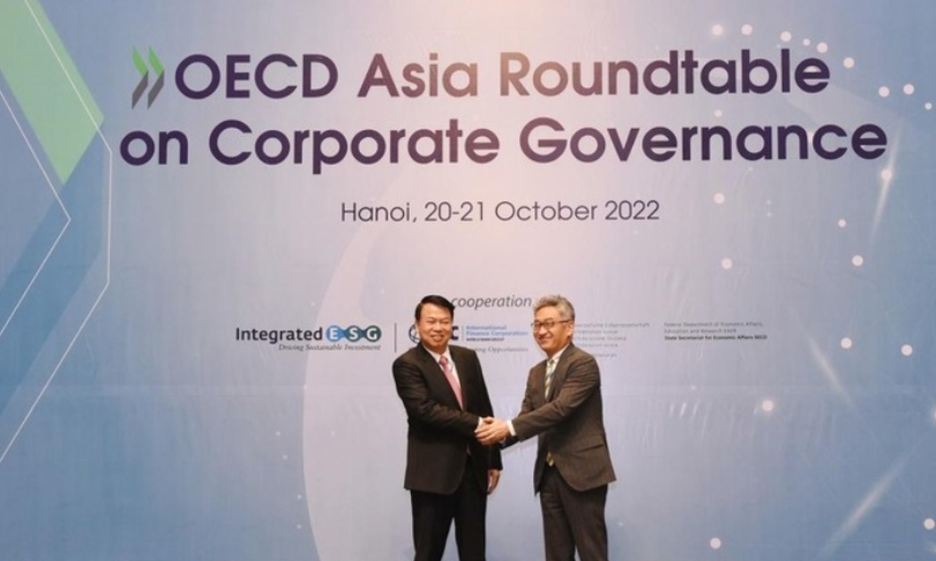 Ủy ban Chứng khoán Nhà nước phối hợp với Tổ chức Hợp tác và Phát triển Kinh tế (OECD) tổ chức Hội nghị Bàn tròn châu Á – OECD về quản trị công ty năm 2022.