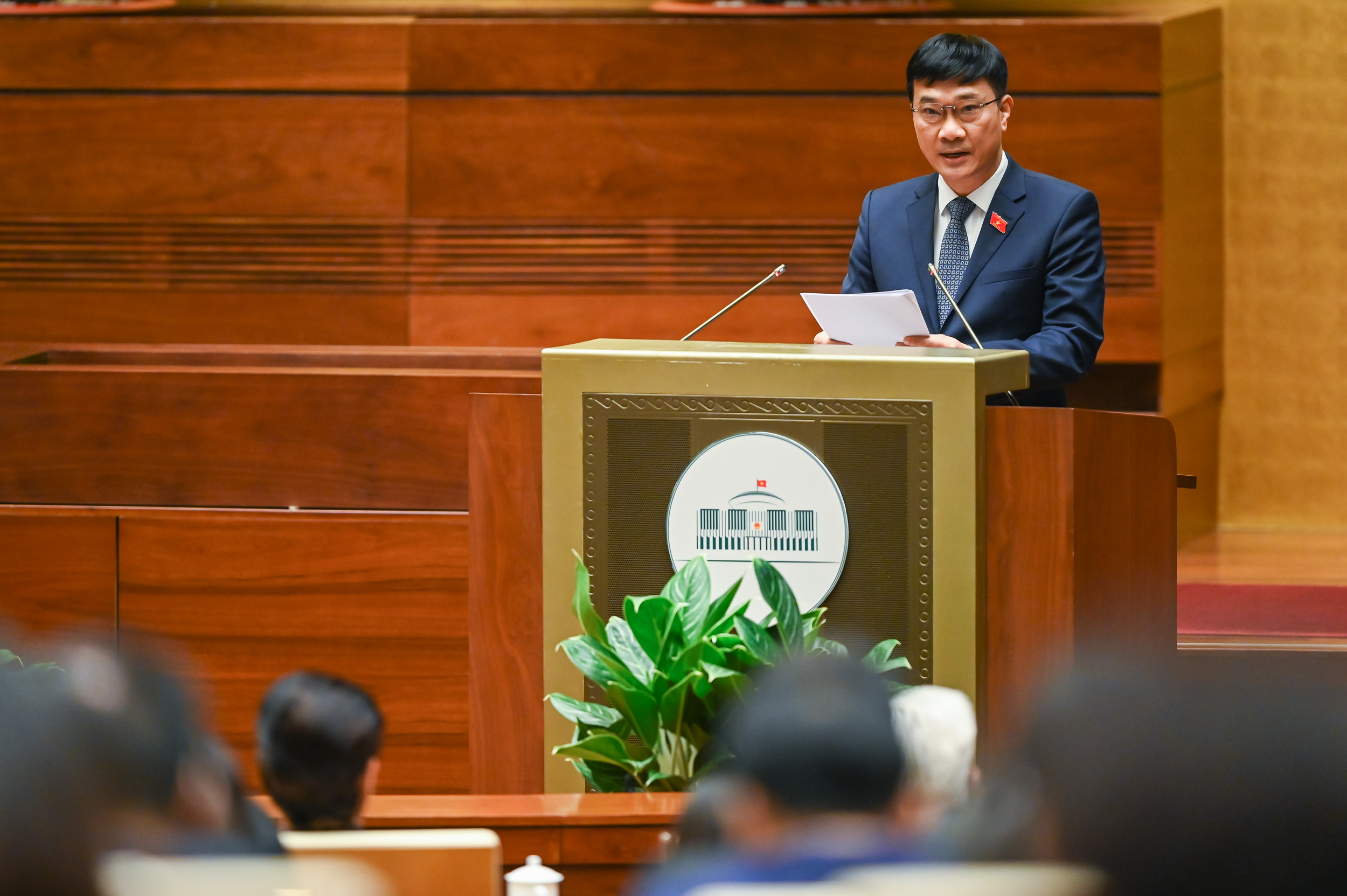  Chủ nhiệm Uỷ ban Kinh tế Vũ Hồng Thanh. 