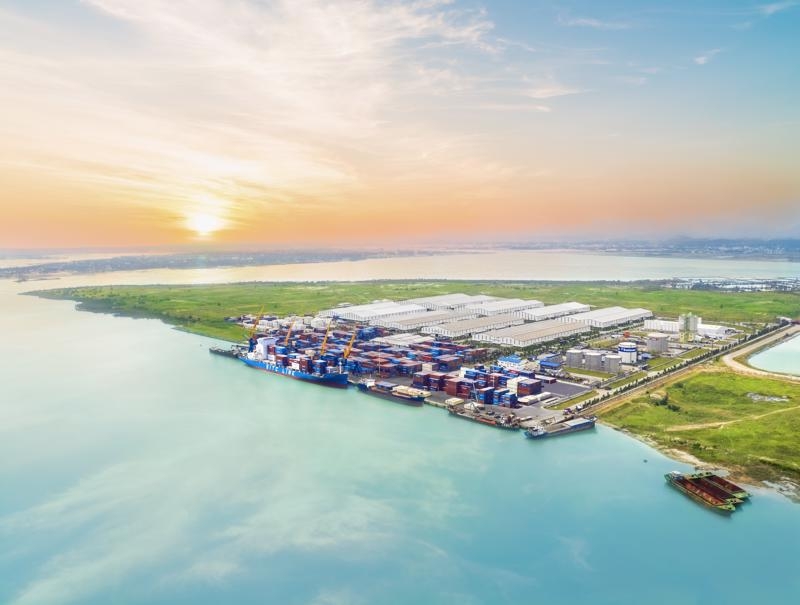 Chu Lai Port developing trade services