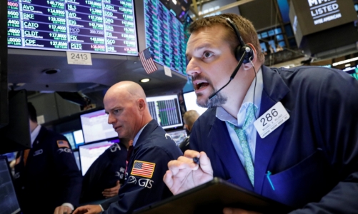 Dow Jones bất ngờ tăng 500 điểm, giá dầu cũng nhảy mạnh