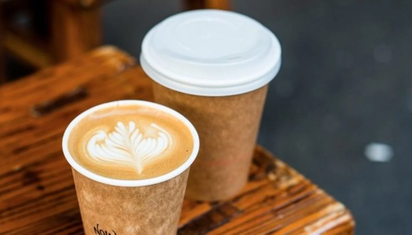 Số lượng hạt vi nhựa trong nước đạt từ 723 đến 1.489 hạt/ly sau năm ph&uacute;t.