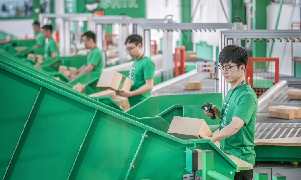 Giao hàng tiết kiệm lần đầu được công nhận đạt Thương hiệu Quốc gia Việt Nam.