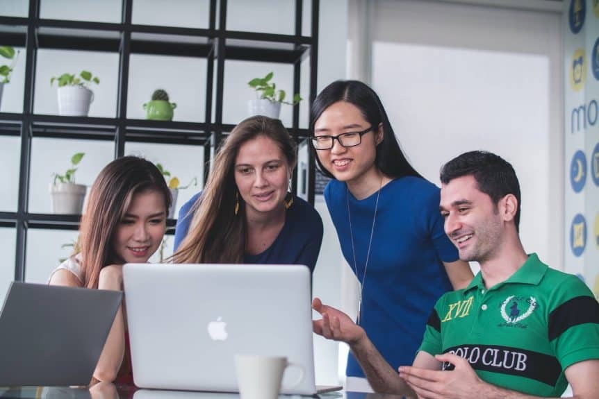 Sự hợp tác giữa tất cả các bên liên quan trong hệ sinh thái cũng giúp startup dễ dàng khai thác các nguồn lực mà họ cần