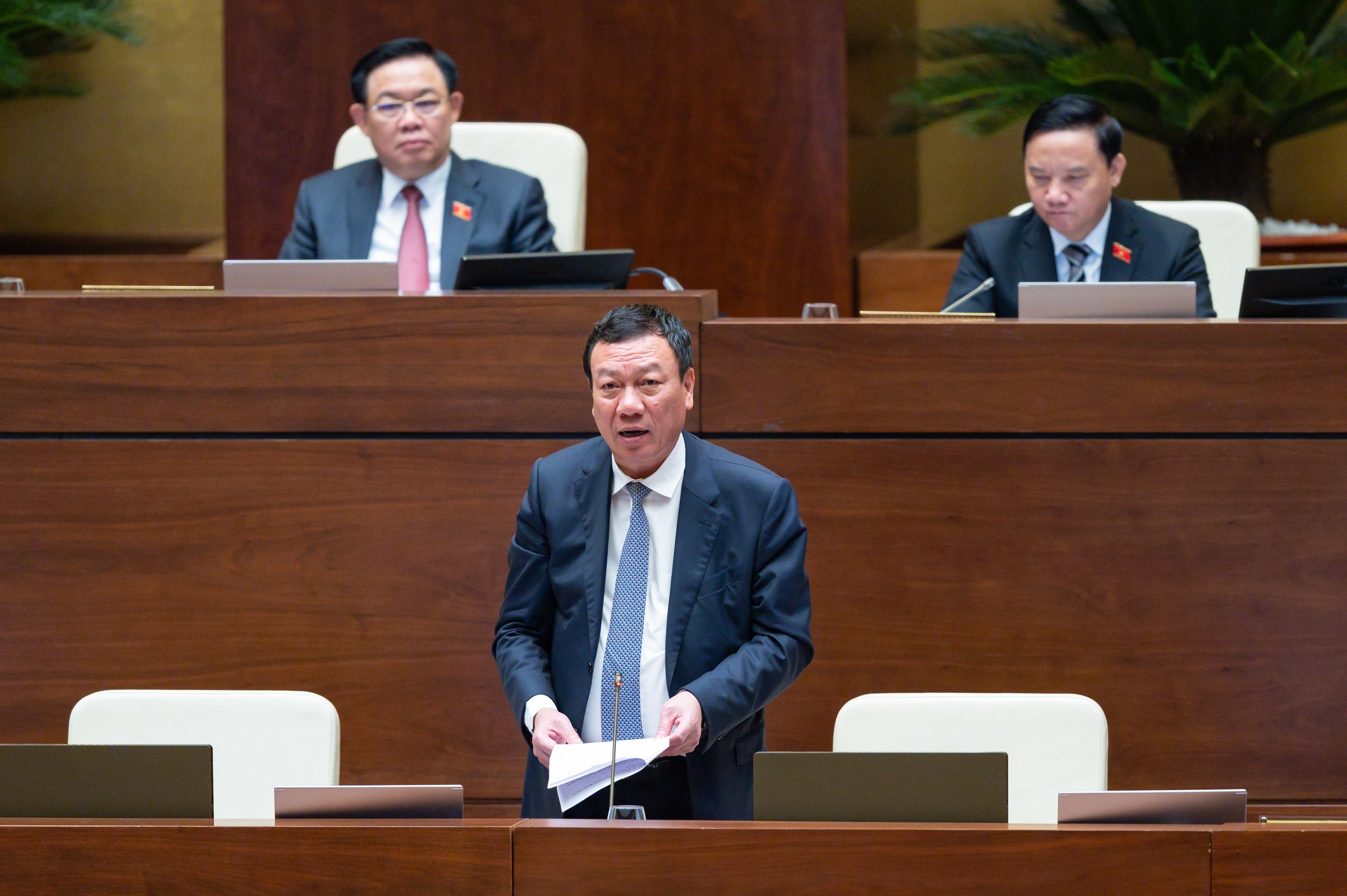 &nbsp;Tổng Thanh tra Ch&iacute;nh phủ Đo&agrave;n Hồng Phong tiếp thu, giải tr&igrave;nh &yacute; kiến đại biểu Quốc hội. Ảnh: Quốc hội