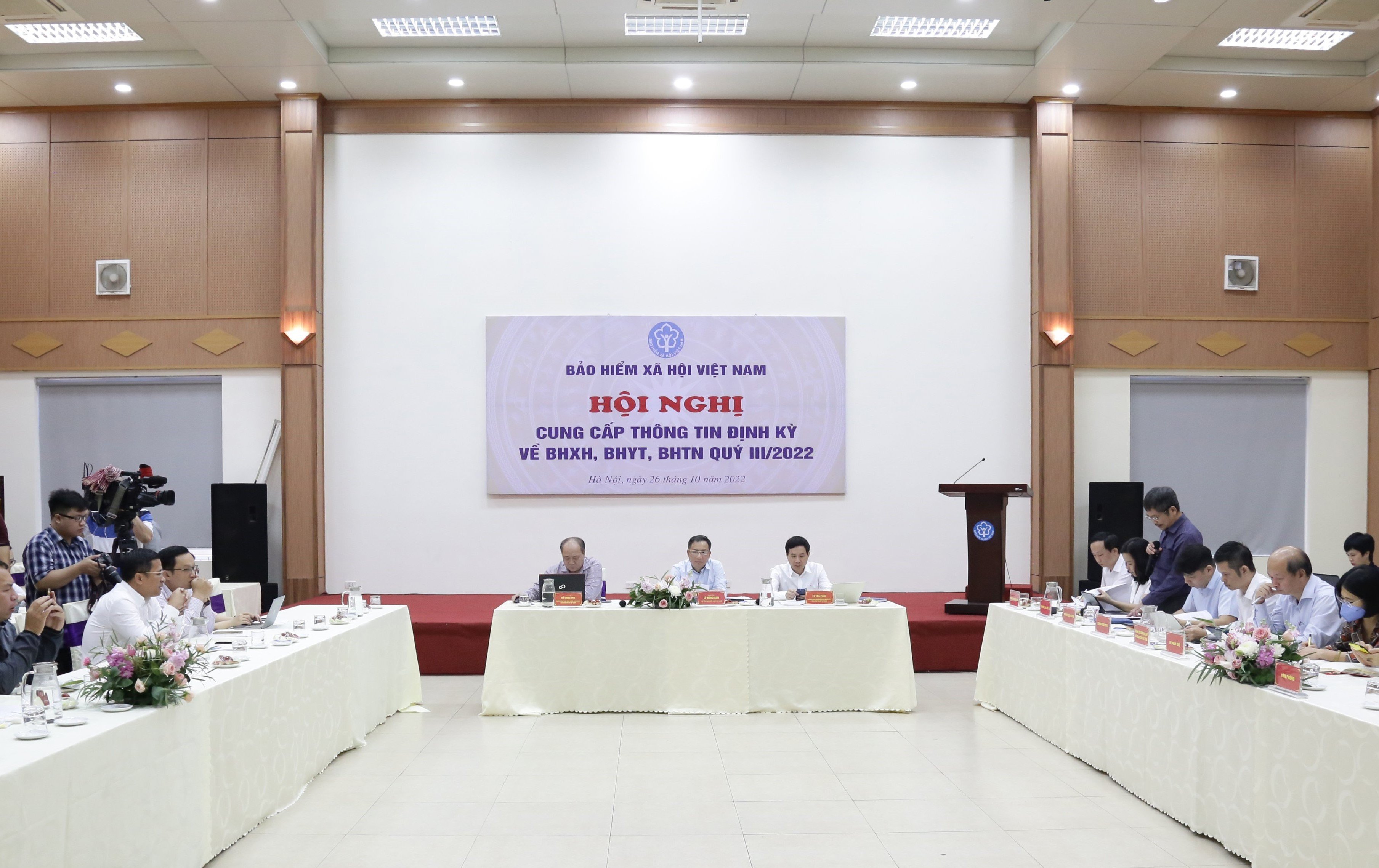 Hội nghị cung cấp thông tin định kỳ về các chính sách bảo hiểm ngày 26/10. 