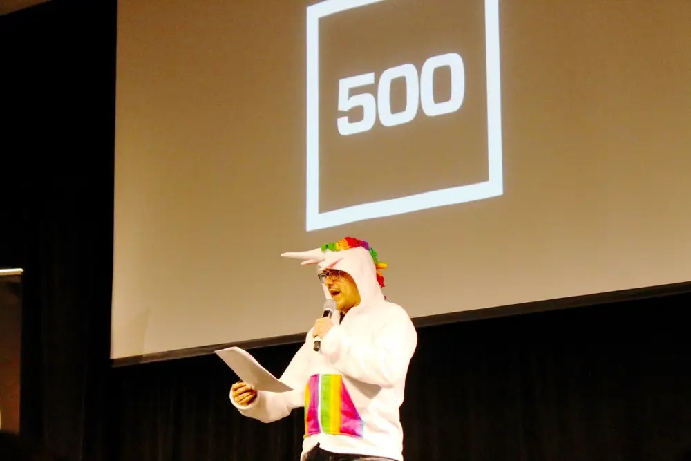 Bong b&oacute;ng kỳ l&acirc;n bắt đầu h&igrave;nh th&agrave;nh v&agrave;o năm 2016. Ảnh minh họa