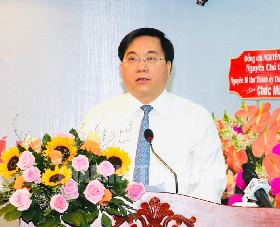 &Ocirc;ng Trần Duy Đ&ocirc;ng, Thứ trưởng Bộ Kế hoạch v&agrave; Đầu tư, cho rằng TP.HCM cần c&oacute; phương &aacute;n di dời c&aacute;c khu c&ocirc;ng nghiệp c&oacute; ảnh hưởng lớn đến m&ocirc;i trường&nbsp; - Ảnh: TĐ.