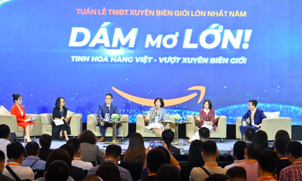 Tọa đàm tại lễ khai mạc “Amazon Week 2022: Hội nghị Thương mại điện tử xuyên biên giới