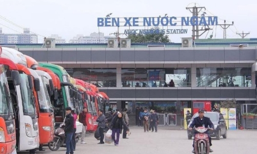 Hà Nội rà soát xe khách bỏ bến, thu hồi phù hiệu xe không hoạt động
