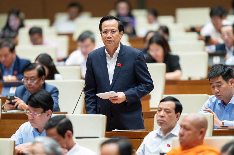 Minister of Labor, Invalids and Social Affairs Dao Ngoc Dung. Photo - Quochoi.vn
