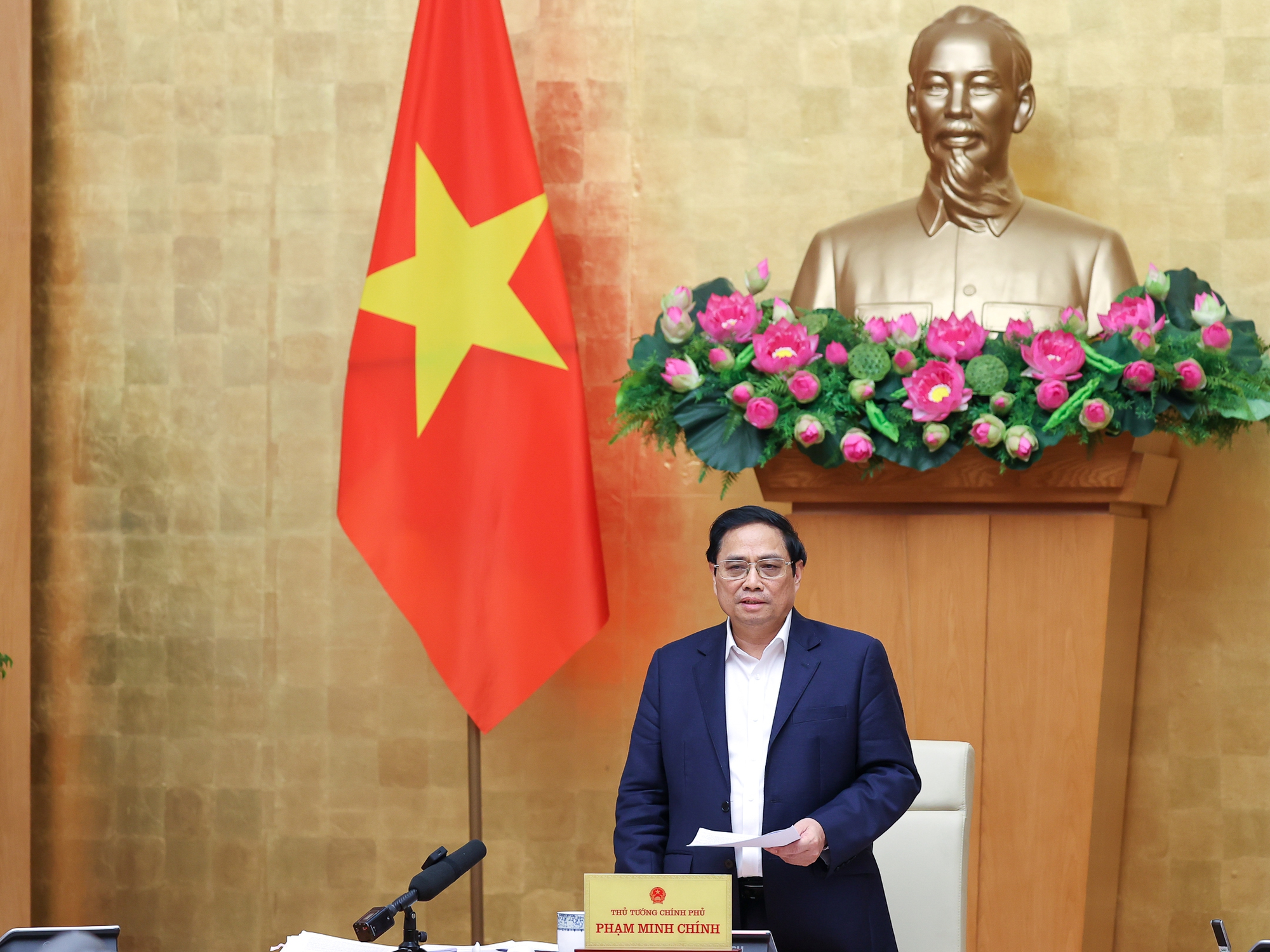Thủ tướng phát biểu tại phiên họp - Ảnh: VGP