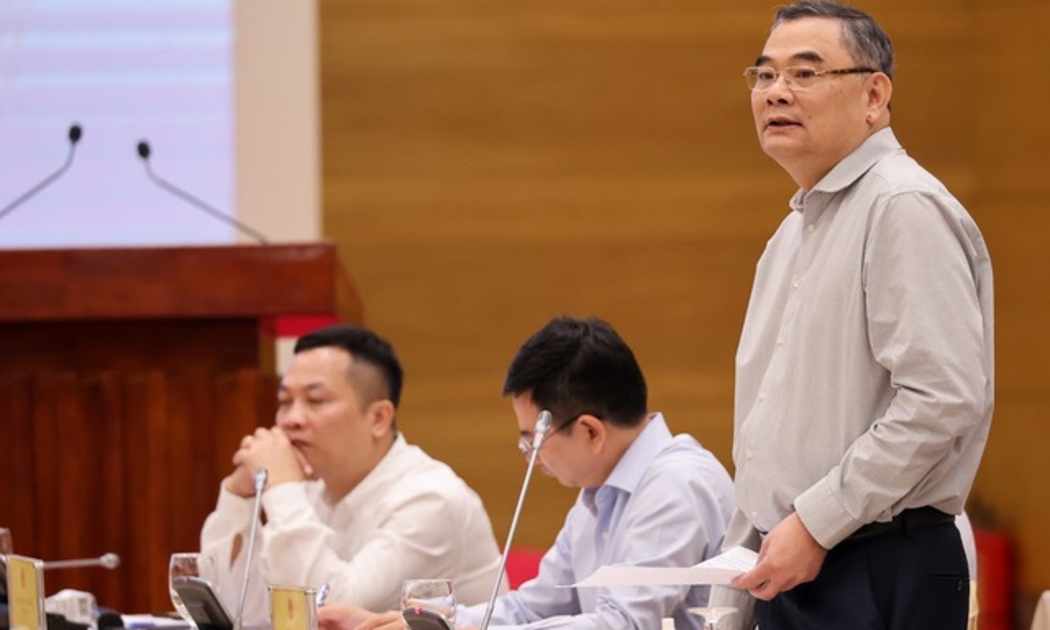 Trung tướng Tô Ân Xô, Chánh Văn phòng Bộ Công an trả lời báo chí tại họp báo - Ảnh: VGP