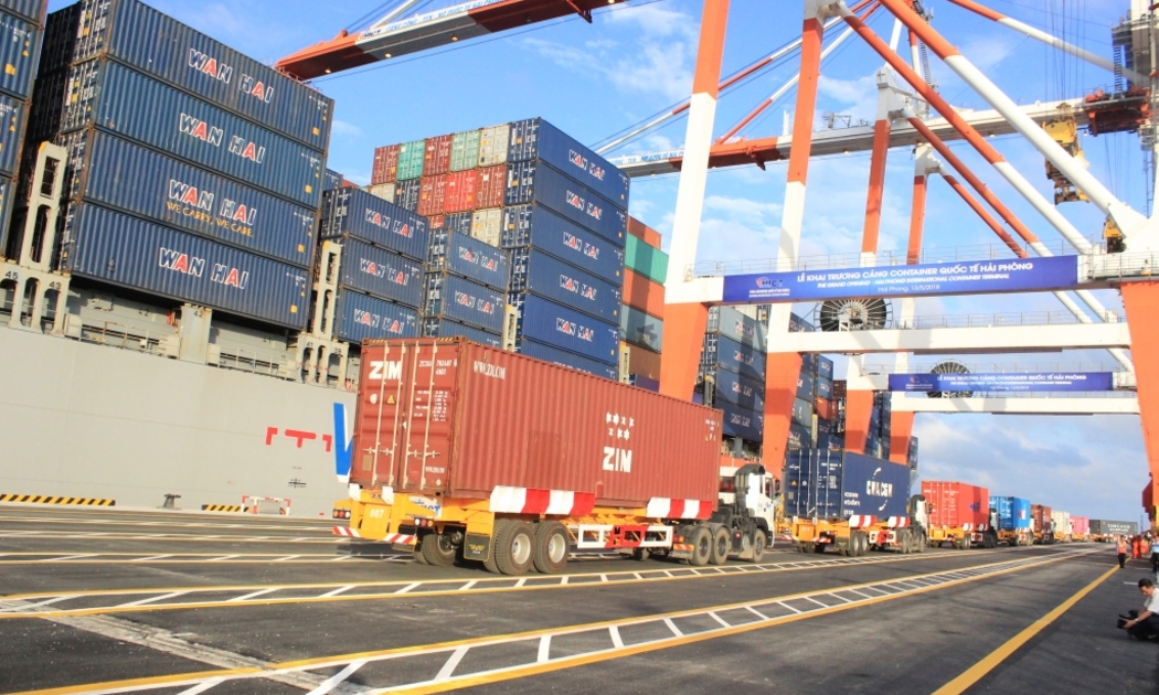 Việc kết nối, chia sẻ thông tin trong lĩnh vực xuất nhập khẩu, xuất nhập cảnh hiện tồn tại nhiều bất cập.