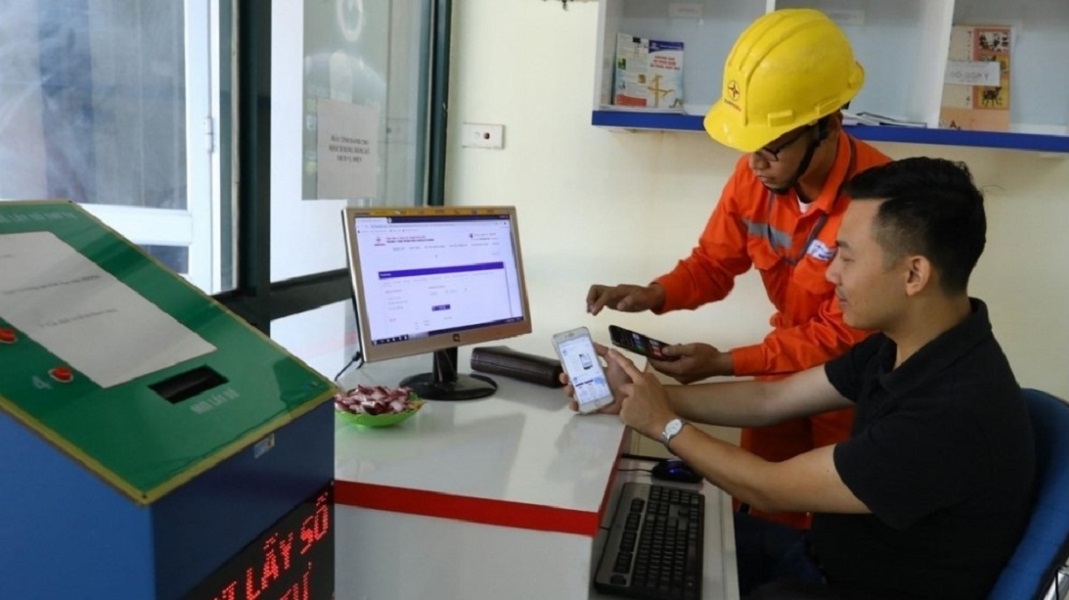 EVN cung cấp dịch vụ sử dụng điện trực tuyến.
