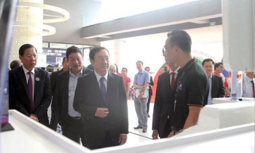 Máy STM - Dấu ấn của Unicloud tại triển lãm 20 năm Khu công nghệ cao Tp.HCM