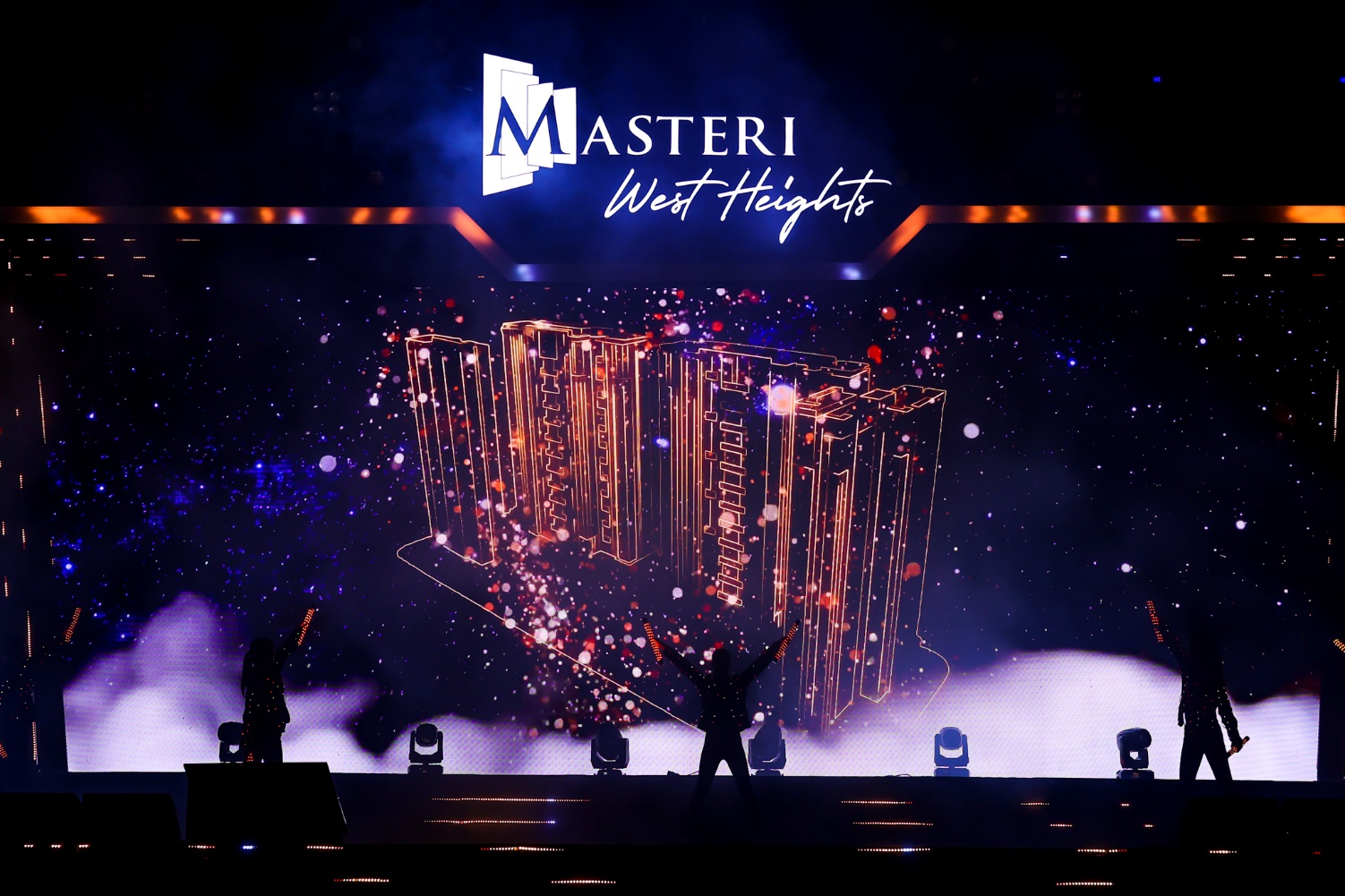 M&agrave;n tr&igrave;nh diễn nghệ thuật ấn tượng đ&aacute;nh dấu khoảnh khắc quan trọng của sự kiện.