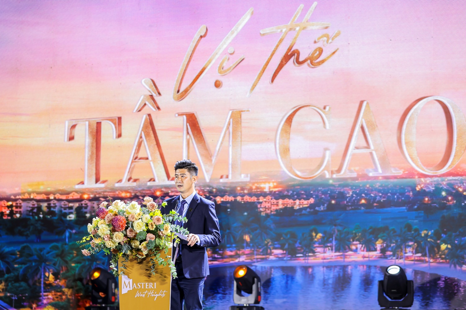 &Ocirc;ng Đỗ Trung Dũng - Gi&aacute;m đốc Quản l&yacute; Đại l&yacute; phụ tr&aacute;ch dự &aacute;n Masteri West Heights, đại diện Masterise Homes ph&aacute;t biểu tại sự kiện.