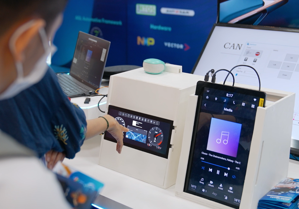 M&ocirc; phỏng t&iacute;nh năng hệ thống IVI trong FPT Software Automotive Tech Show th&aacute;ng 07/2022
