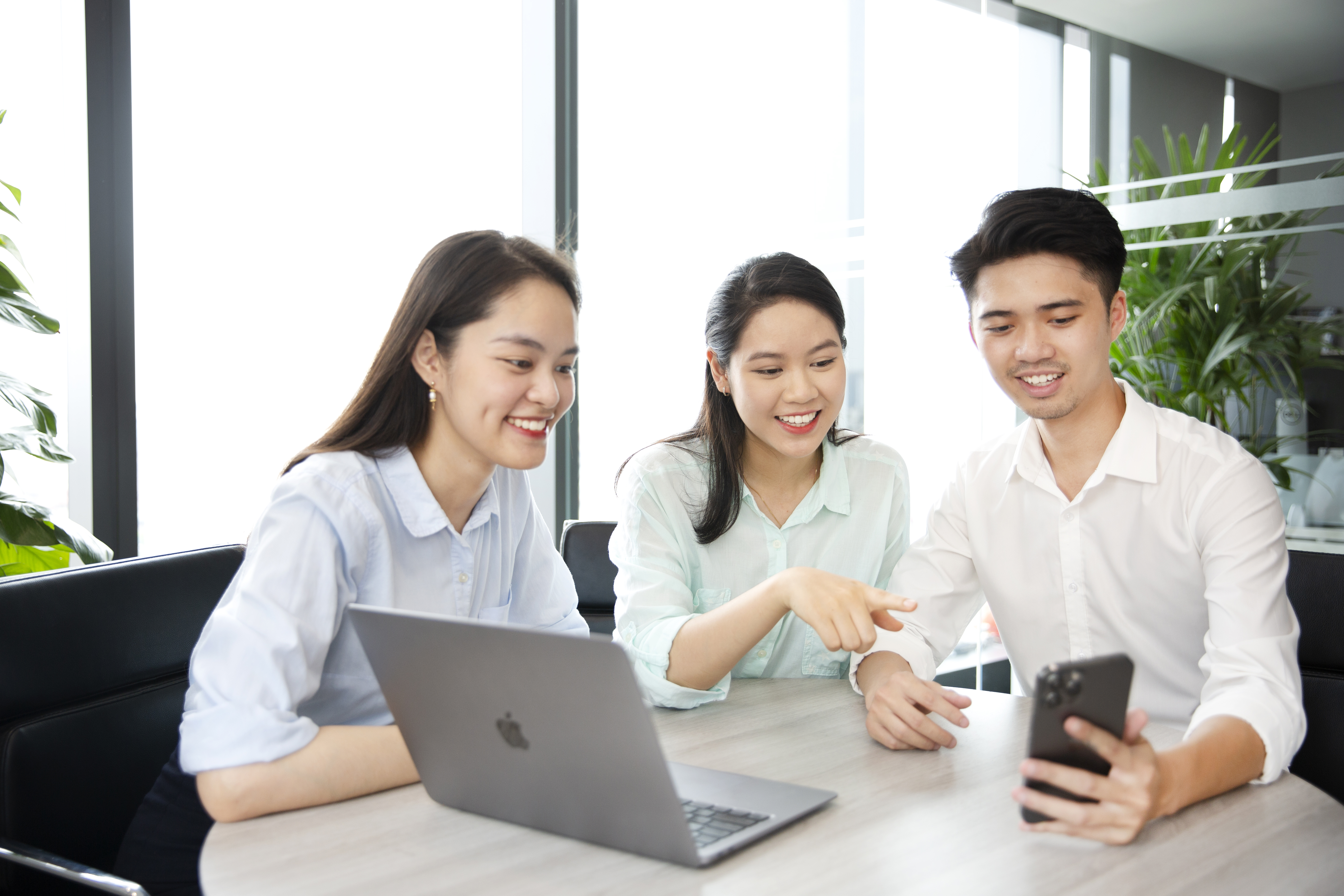 Nhiều khách hàng may mắn, trúng thưởng 10 triệu đồng trong chương trình ưu đãi trên VCB Digibank.