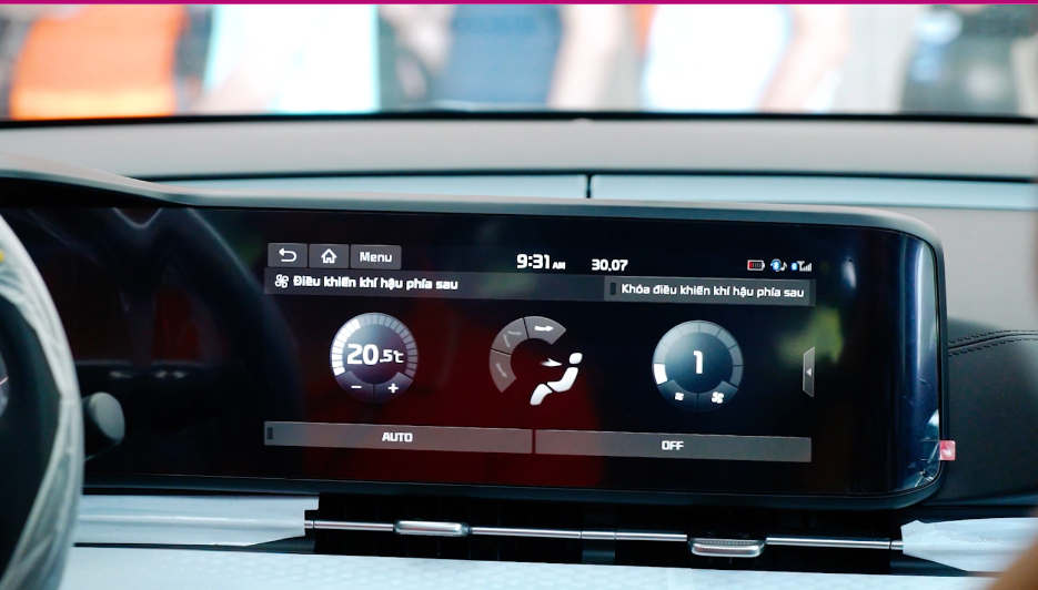 Mô phỏng tính năng trên xe ô tô trong FPT Software Automotive Tech Show tháng 07/2022