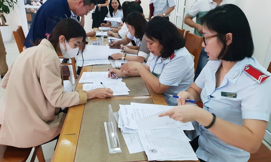 Hà Nội thanh tra doanh nghiệp nợ bảo hiểm xã hội. Ảnh - Thu Hiền. 