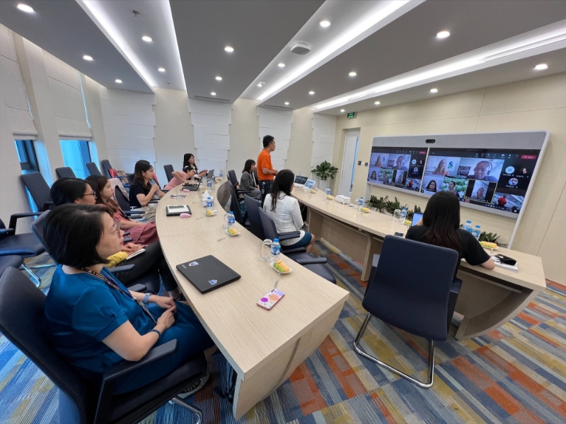 Standard Chartered Vietnam launches coaching program at FPT Software