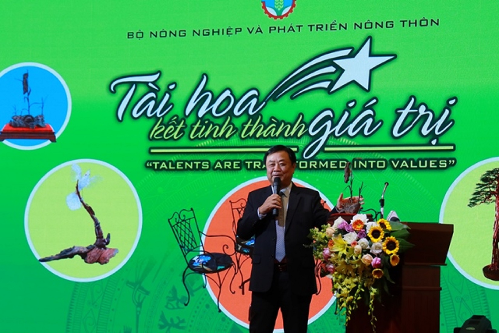 Bộ trưởng Lê Minh Hoan phát biểu.