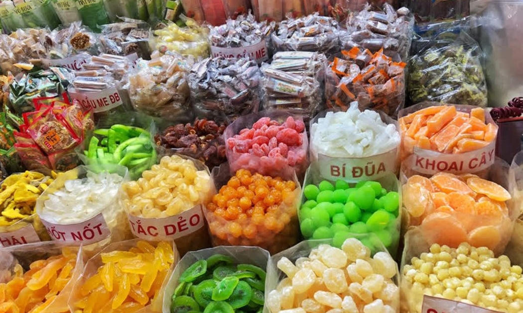 Hà Nội quyết liệt chống buôn lậu, gian lận thương mại và hàng giả dịp cuối năm.