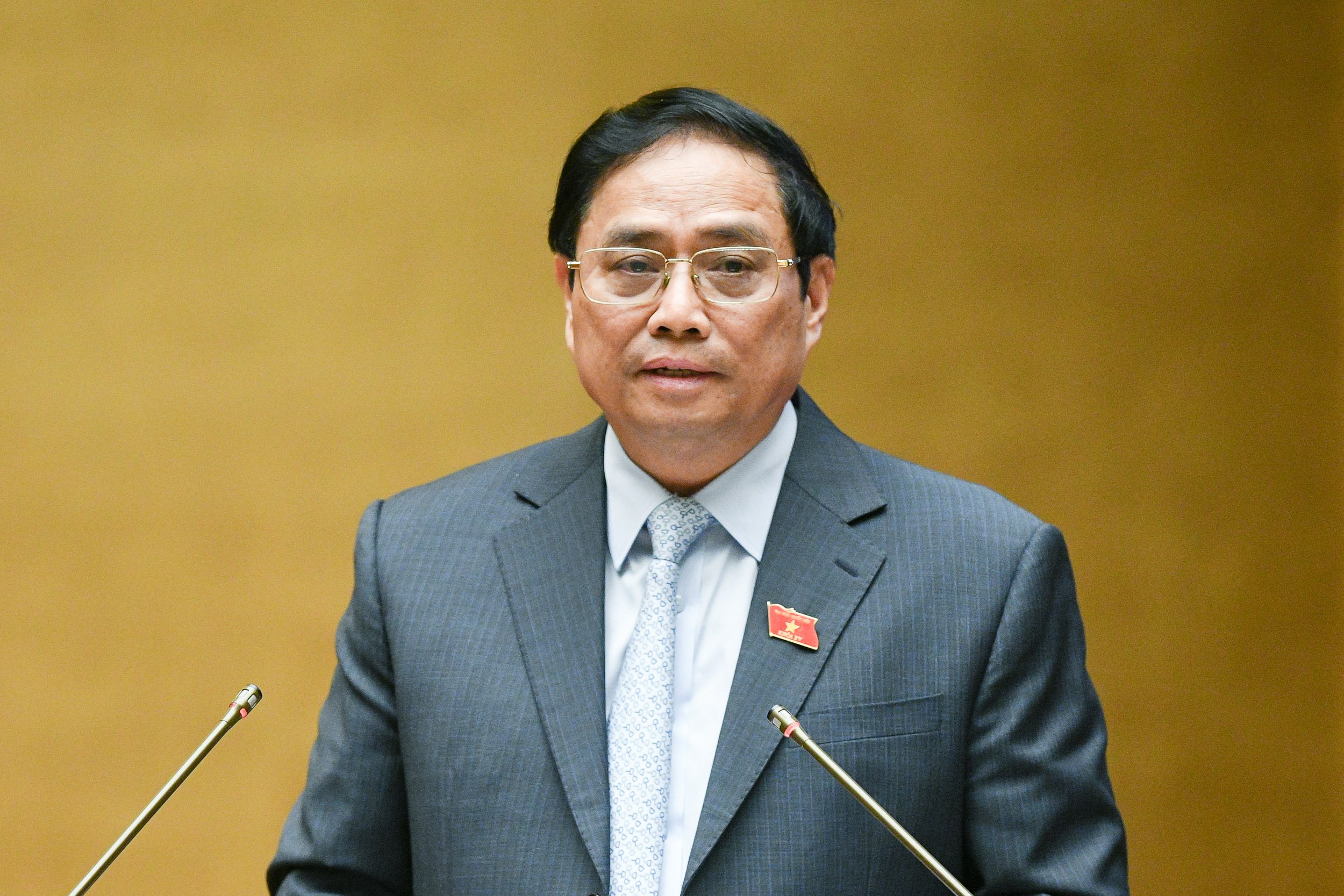 Thủ tướng cho biết năm 2023 sẽ ưu tiên cho cải cách tiền lương, đầu tư các công trình hạ tầng trọng điểm, thực hiện các chính sách an sinh xã hội.