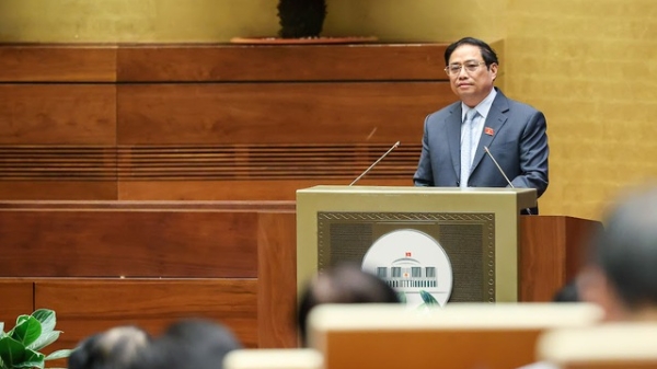 Thủ tướng: Ngân hàng Nhà nước đã kịp thời điều chỉnh biên độ tỷ giá và nâng lãi suất điều hành