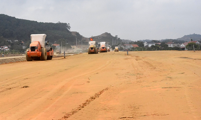 Tổng mức đầu tư 2 dự án thành phần cao tốc Bắc-Nam đoạn qua Hà Tĩnh dài gần 90km lên tới 17.400 tỷ đồng.