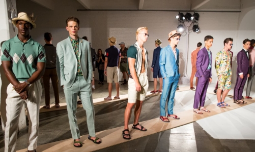 Thời trang nam lên sàn, “giành giật” doanh thu