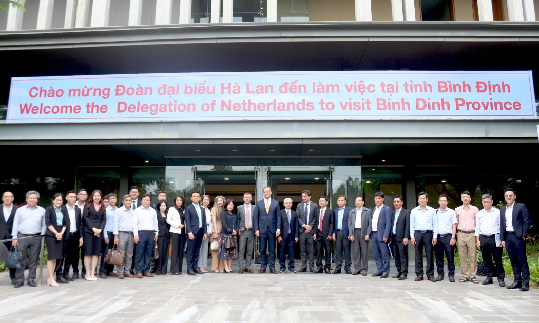 Các doanh nghiệp Hà Lan tới thăm và làm việc với UBND tỉnh Bình Định