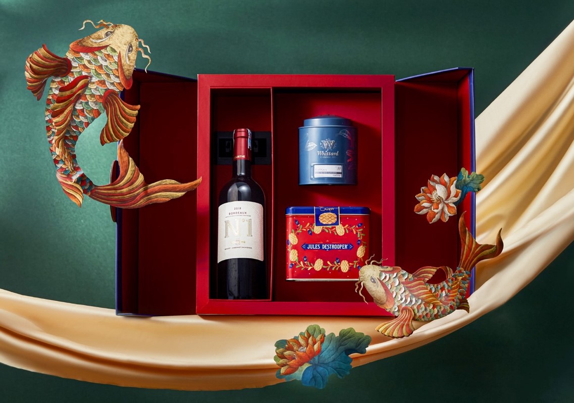 Hộp quà tặng Tết Lý ngư ôm trọn tinh hoa châu Âu. Nguồn: WINECELLAR.vn