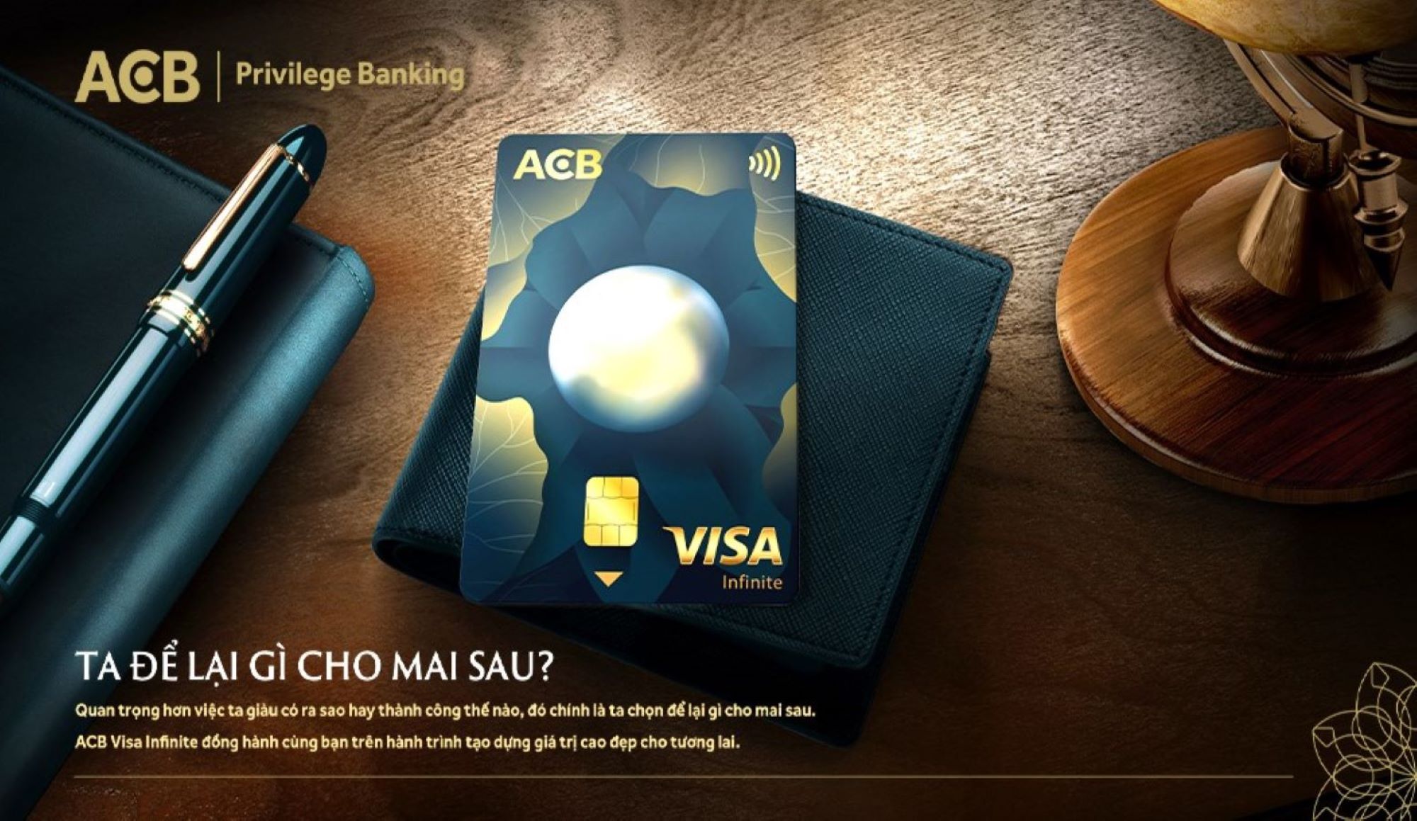 Thẻ ACB Visa Infinite cao cấp được phát hành rất giới hạn.