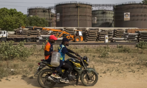 Vượt Iraq và Saudi Arabia, Nga trở thành nhà cung cấp dầu lớn nhất của Ấn Độ